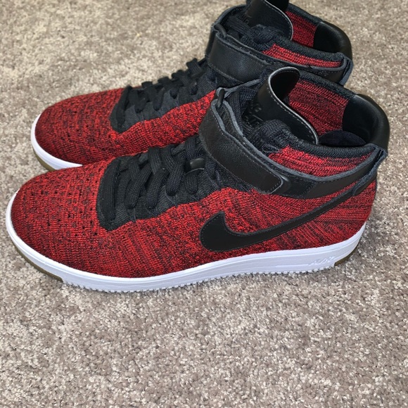 Nike Air Force 1 Flyknit University Team Size 10.5 main image 4